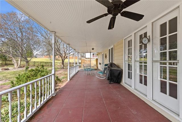 3424 S Norton Avenue, Independence, MO 64052