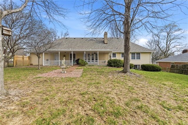 3424 S Norton Avenue, Independence, MO 64052