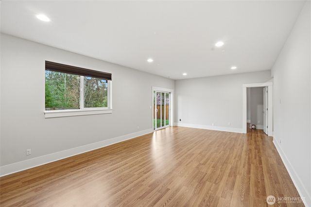 5236 NE 11th Court, Renton, WA 98059