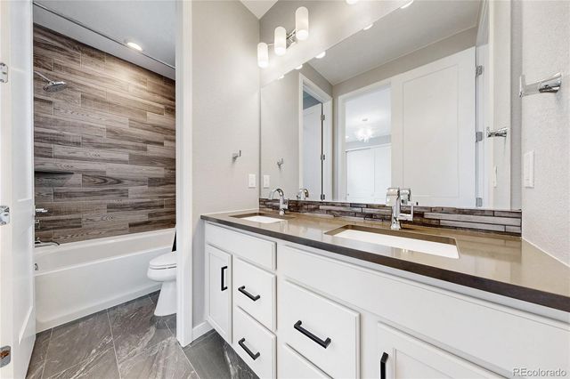 9147 Star Streak Circle, Littleton, CO 80125