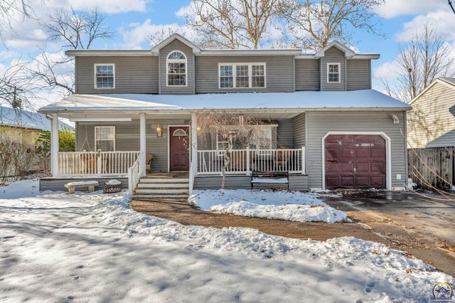 5813 SE Cross ST, Topeka, KS 66619