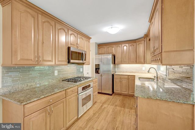10743 JOHN TURLEY PL, Fairfax, VA 22032