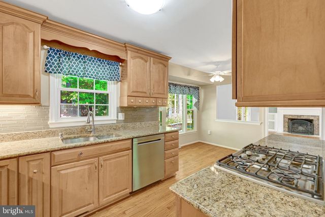 10743 JOHN TURLEY PL, Fairfax, VA 22032