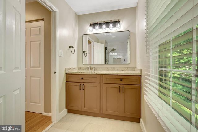 10743 JOHN TURLEY PL, Fairfax, VA 22032