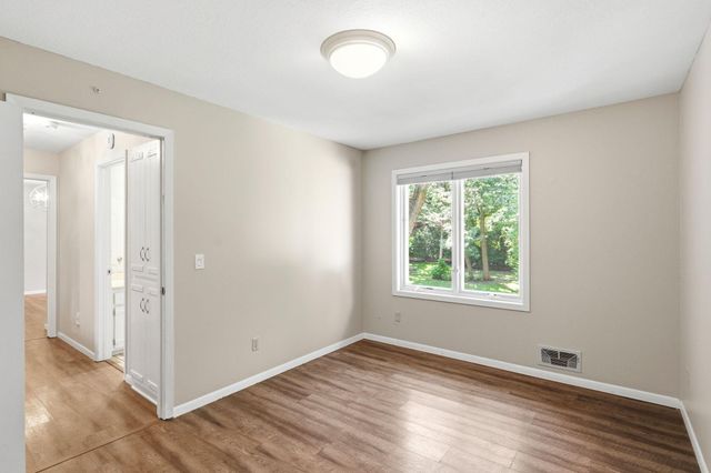 7610 Heritage Road, Eden Prairie, MN 55346