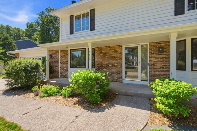7610 Heritage Road, Eden Prairie, MN 55346
