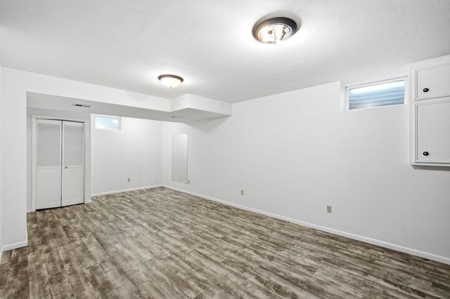 7610 Heritage Road, Eden Prairie, MN 55346