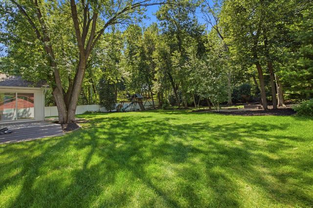 7610 Heritage Road, Eden Prairie, MN 55346