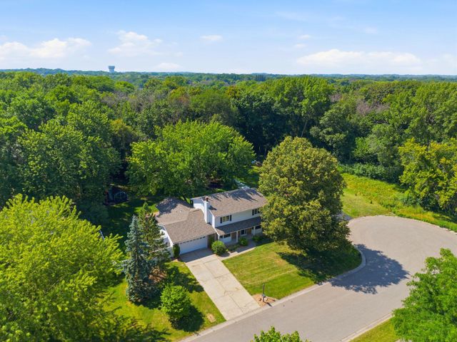 7610 Heritage Road, Eden Prairie, MN 55346