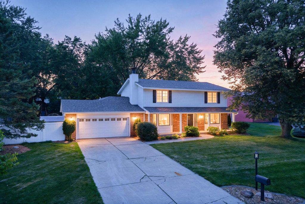 7610 Heritage Road, Eden Prairie, MN 55346 — photo 4