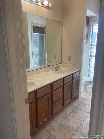 6100 Woodlake Pkwy Apt 605, San Antonio, TX 78244