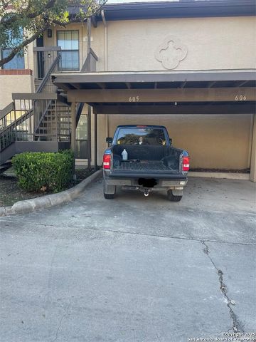 6100 Woodlake Pkwy Apt 605, San Antonio, TX 78244