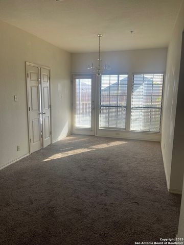 6100 Woodlake Pkwy Apt 605, San Antonio, TX 78244