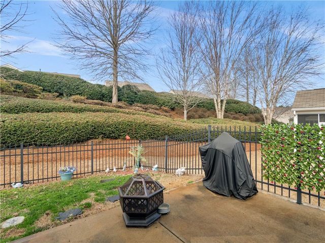 340 Sandy Springs Drive, Griffin, GA 30223