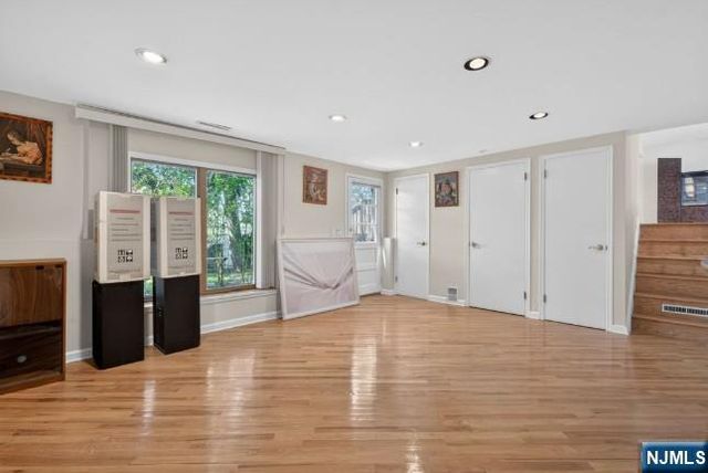 7-45 Richard Street, Fair Lawn, NJ 07410