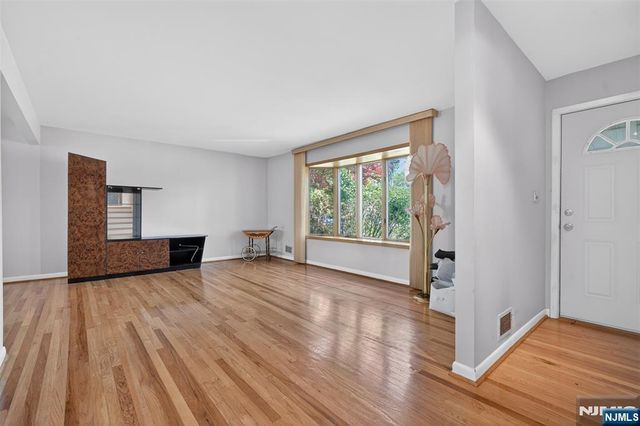 7-45 Richard Street, Fair Lawn, NJ 07410