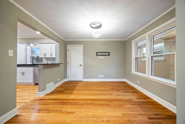 10615 S Emerald Avenue, Chicago, IL 60628