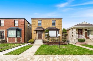 10615 S Emerald Avenue, Chicago, IL 60628