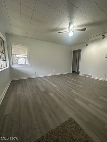 119 S Bon Air Avenue, Youngstown, OH 44509