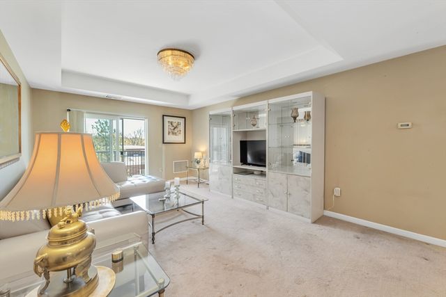 989 East Street 310, Dedham, MA 02026