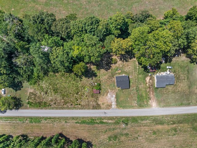 2732 Railroad Bed Rd, Iron City, TN 38463