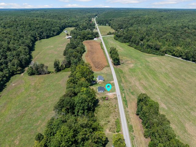 2732 Railroad Bed Rd, Iron City, TN 38463