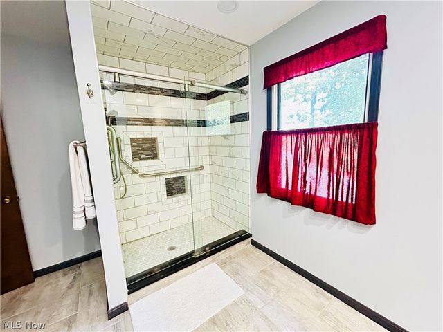 1572 Wall Road, Wadsworth, OH 44281