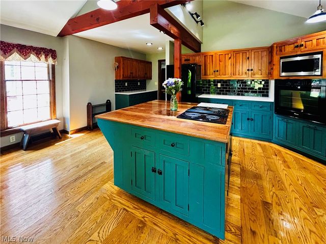 1572 Wall Road, Wadsworth, OH 44281