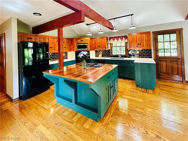 1572 Wall Road, Wadsworth, OH 44281