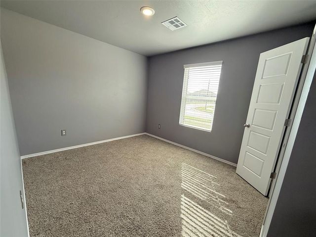 14204 S Babbling Brook Drive, Oklahoma City, OK 73078