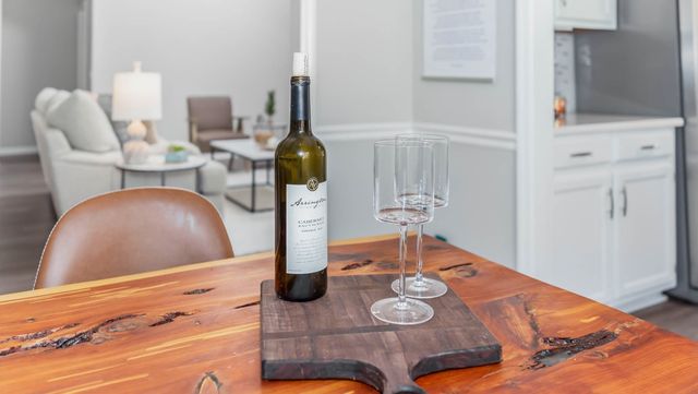 2304 Peak Hill Cv, Nashville, TN 37211