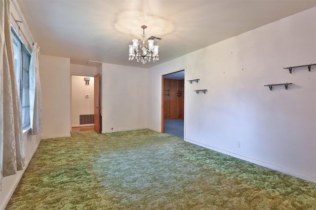 851 Sara Rose Street, Houston, TX 77018