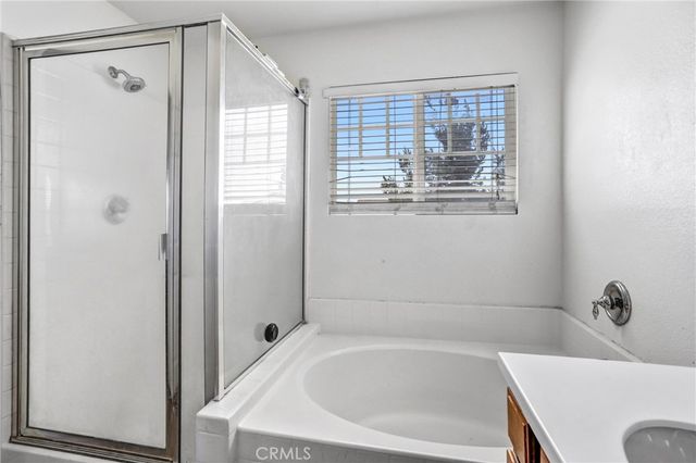 13048 Evanston, Victorville, CA 92392