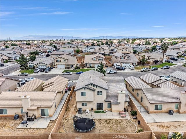 13048 Evanston, Victorville, CA 92392