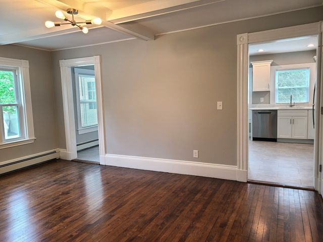 11 Maple 1, Rockland, MA 02370