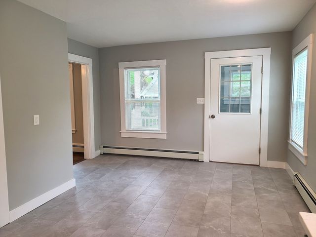 11 Maple 1, Rockland, MA 02370