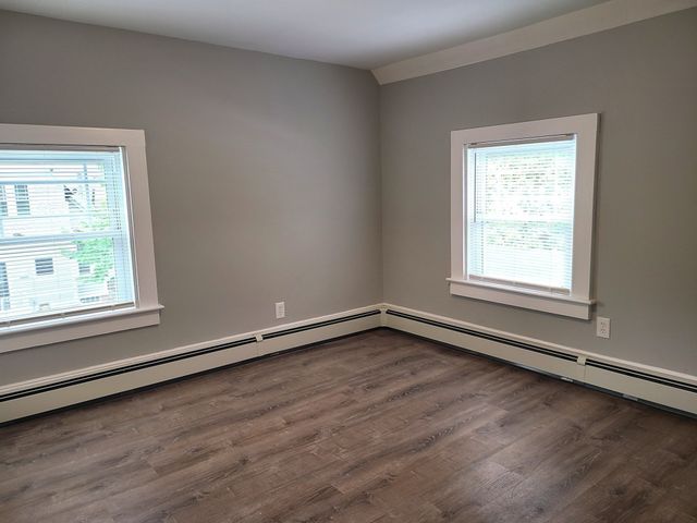 11 Maple 1, Rockland, MA 02370