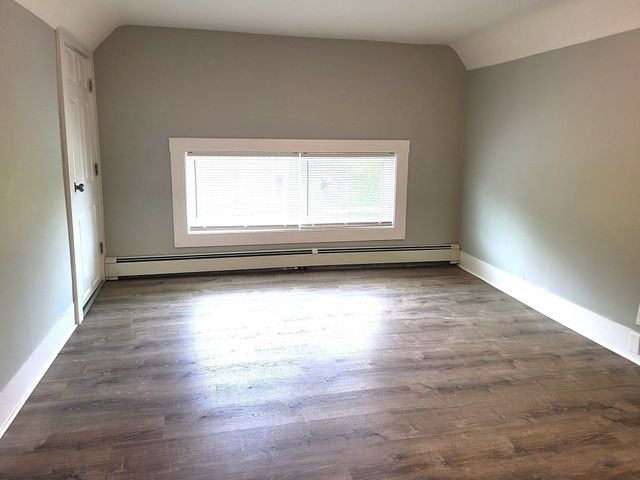 11 Maple 1, Rockland, MA 02370