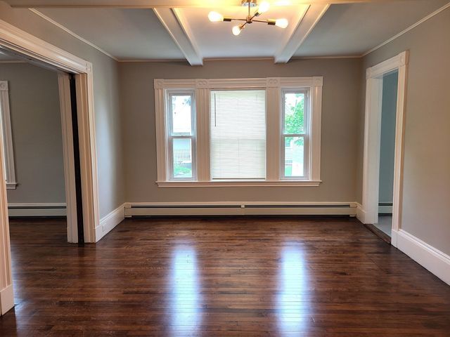11 Maple 1, Rockland, MA 02370