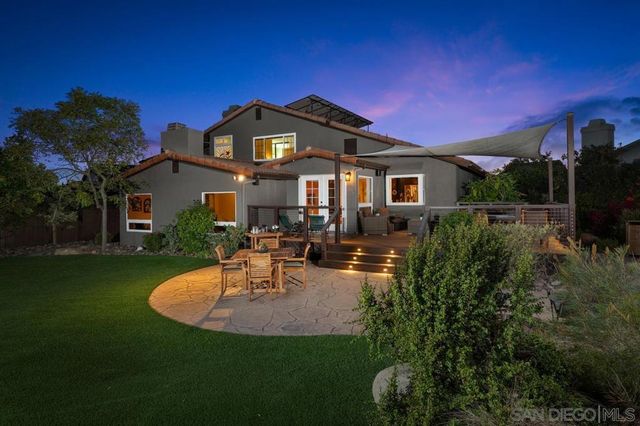 7233 Canyon Hill Ct, San Diego, CA 92126