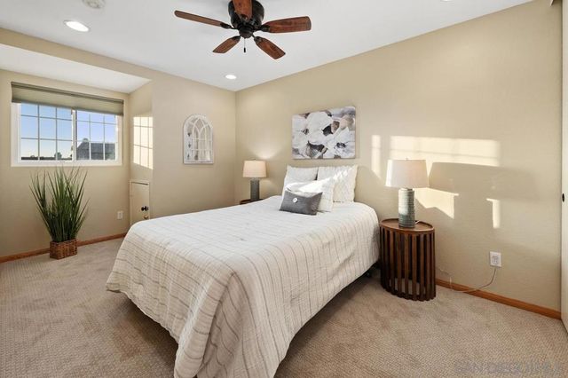 7233 Canyon Hill Ct, San Diego, CA 92126