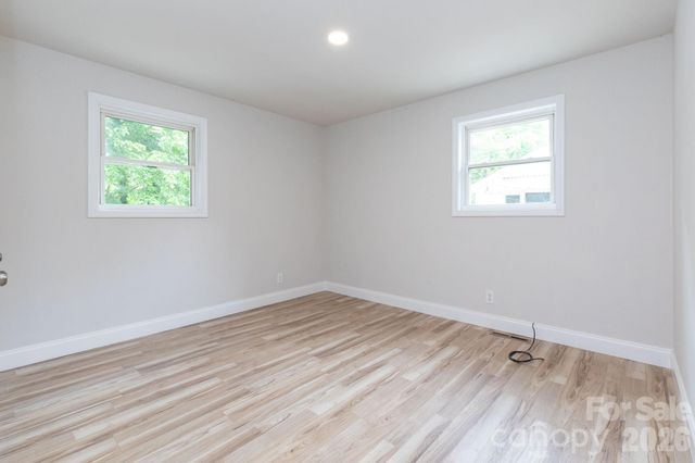 258 New Leicester Highway, Asheville, NC 28806