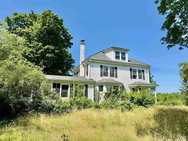132 Exeter Road, Hampton Falls, NH 03844