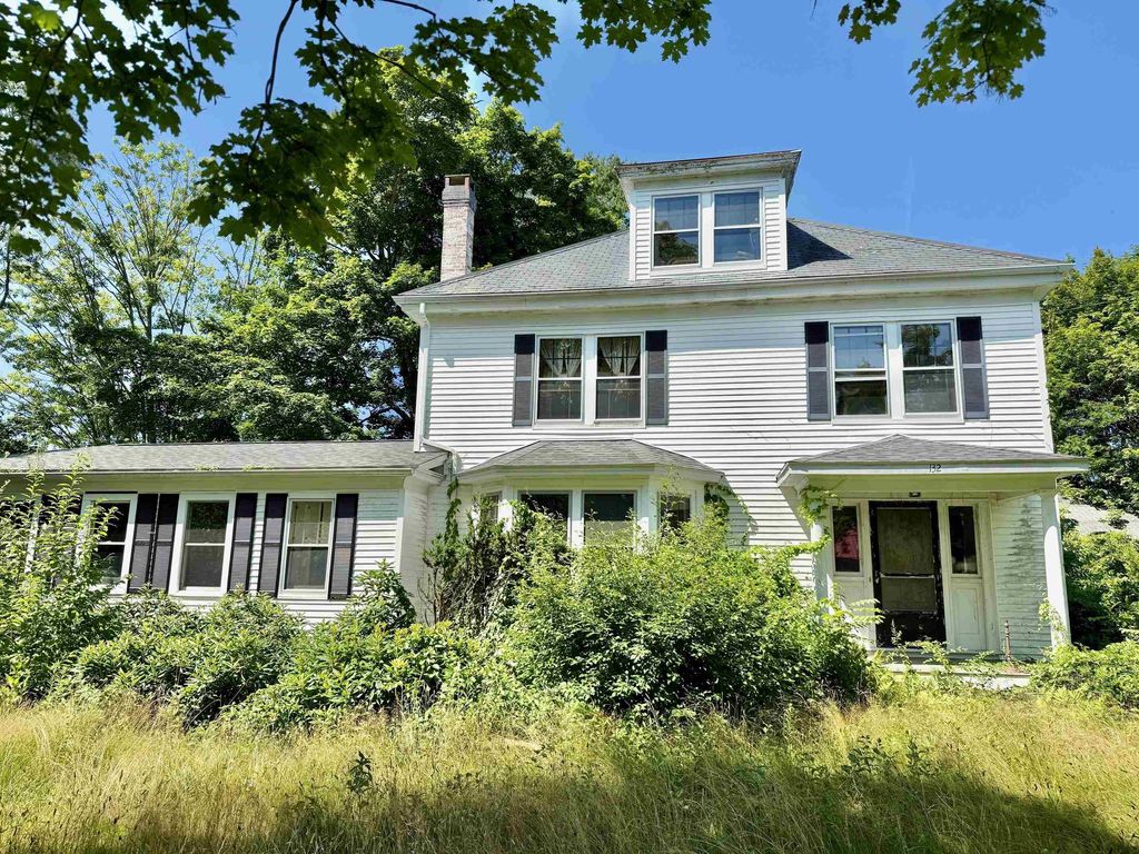 132 Exeter Road, Hampton Falls, NH 03844