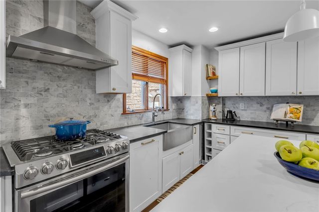 152 Fordham Drive, Buffalo, NY 14216