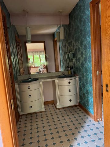 73 Buck Hill Road, Easton, CT 06612