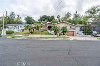 9434 Mclennan Avenue, Northridge (los Angeles), CA 91343