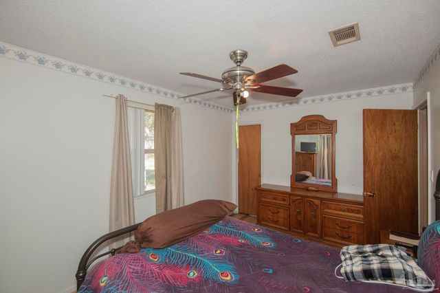 4361 W Avenida De Golf, Pace, FL 32571