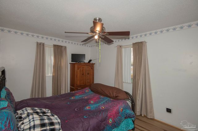 4361 W Avenida De Golf, Pace, FL 32571