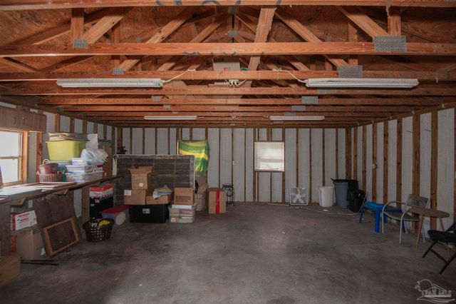 4361 W Avenida De Golf, Pace, FL 32571